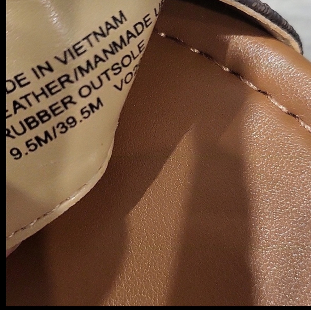 Michael Kors Tan and Brown Platform Sandals - Picture 5 of 6
